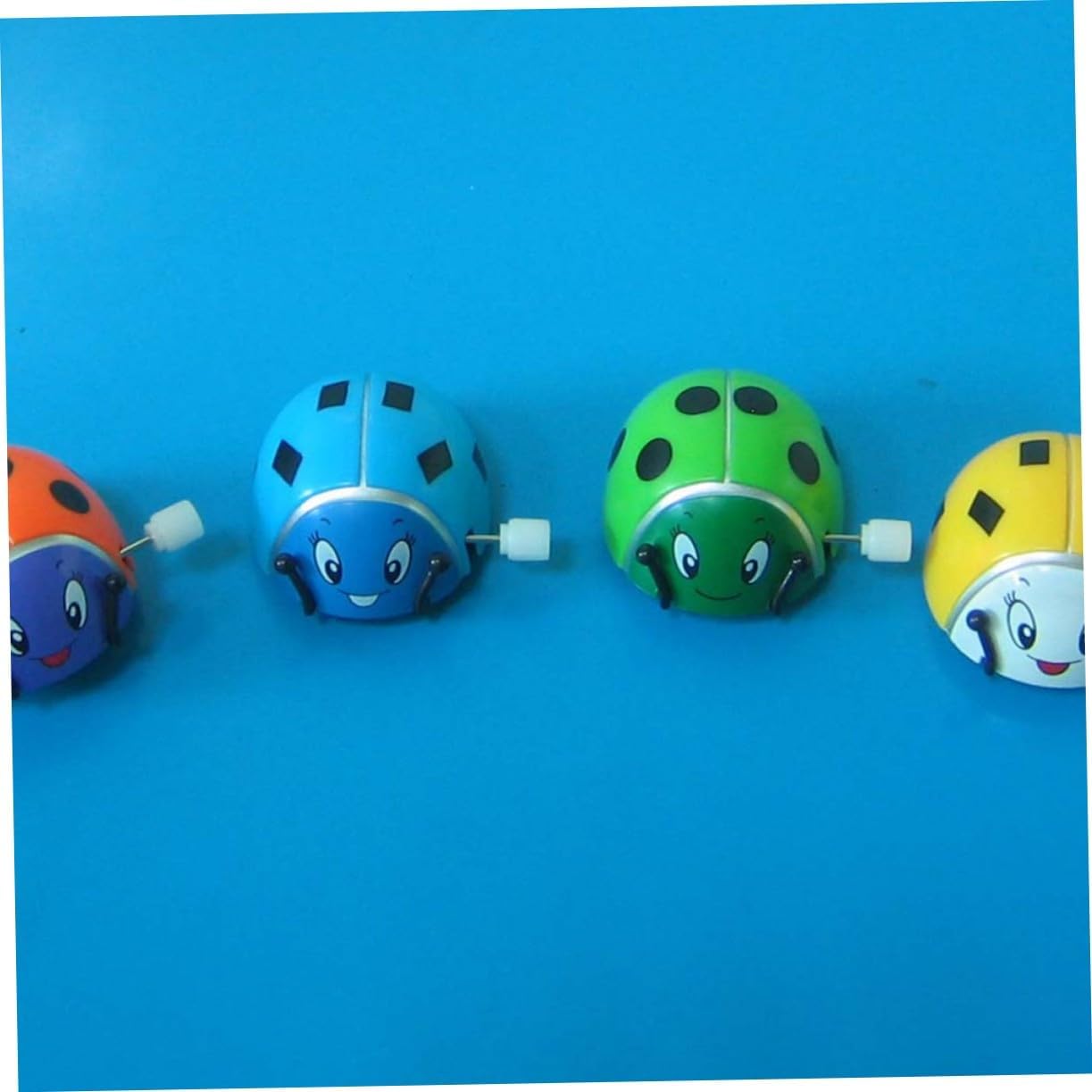 12pcs Wind-up Ladybird Lightweight Clockwork Animal Crawling for Educational Plastic Random Color