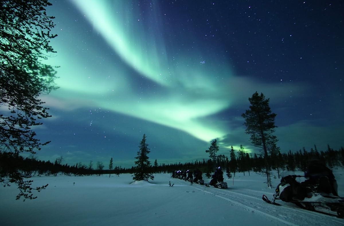JOCHEN SCHWEIZER Geschenkgutschein: Romantischer Nordlichter-Kurzurlaub in Lappland für 2