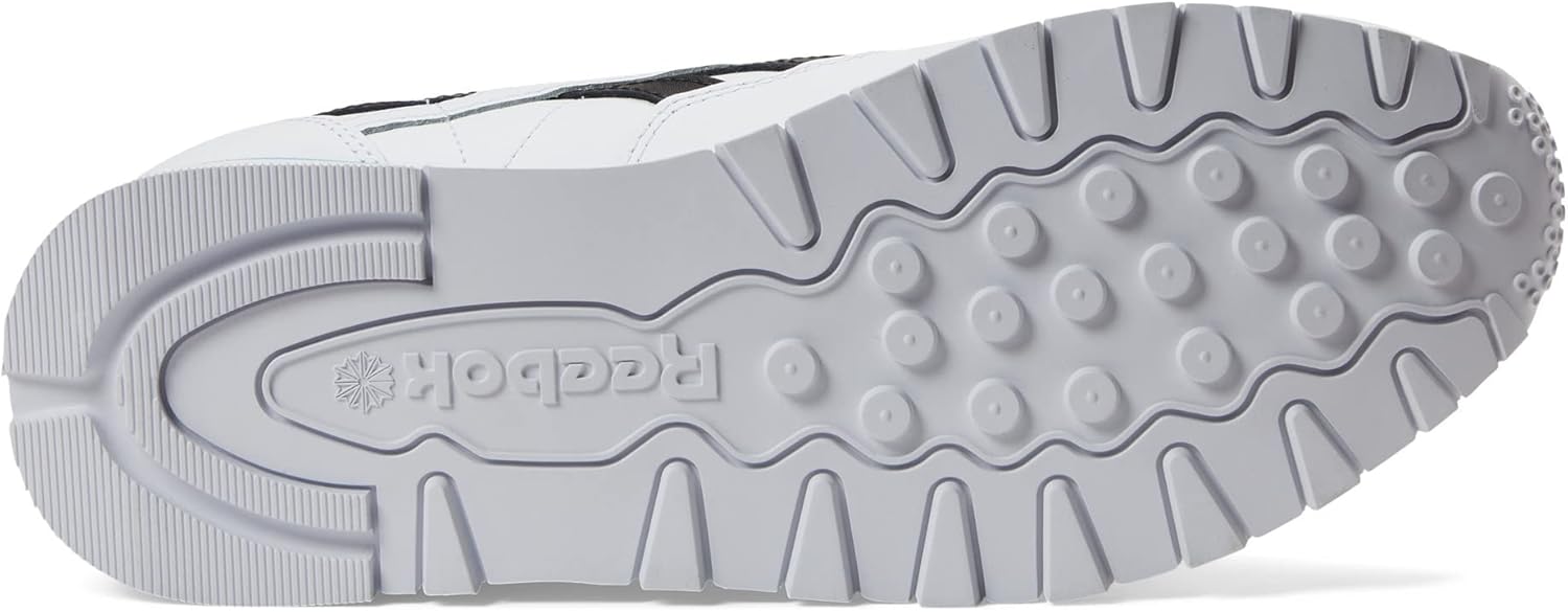 Reebok Unisex Classic Leather Sneaker - Image 4