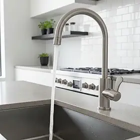 Torneira Curva Alta Inox 304, 1/4 Volta, Gira 360°, Arejador Econômico | Cozinha Gourmet Bancada