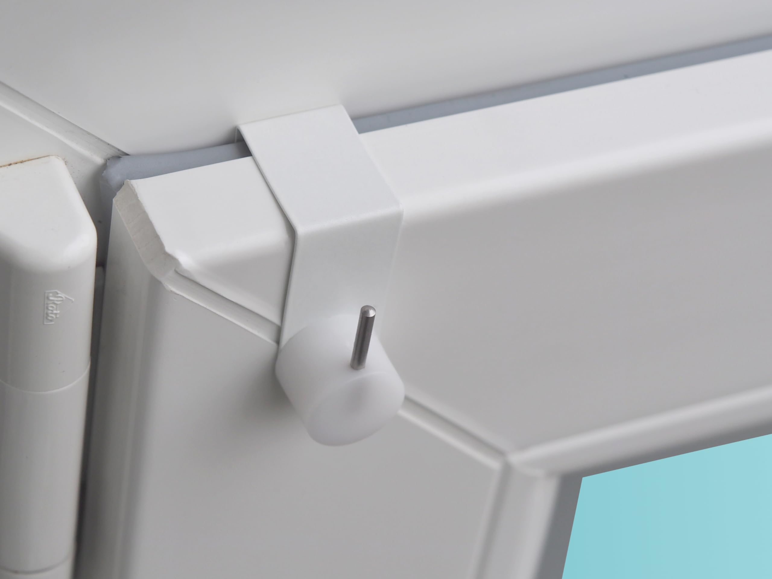 Gardinenstange/Vitragestange "Easy", weiß, ausziehbar, inkl. Fensterhaken/Befestigung für einen Klemmbereich (Fensterdicke) von 15-20 mm, Befestigung oben oder seitlich am Fenster (80-100cm)