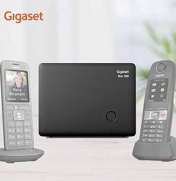 Gigaset DECT Base Station Box 100 for Your Own Communication System with Gigaset Handsets - Base Supports 6 Handsets for Analogue Telephone Connection in Black [German Version]