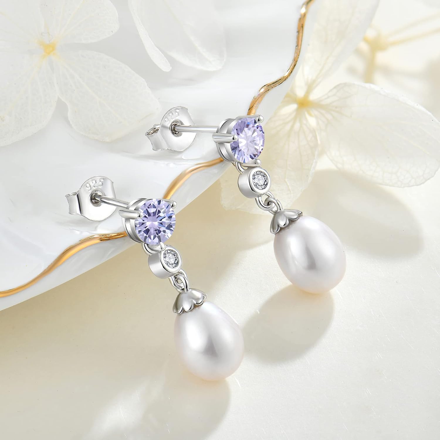 Pearl Earrings 925 Sterling Silver Cubic Zirconia Pearl Dangle Earrings with 8 * 10mm Freshwater Cultured Pearl Earrings for Bride Mother Birthday Gift