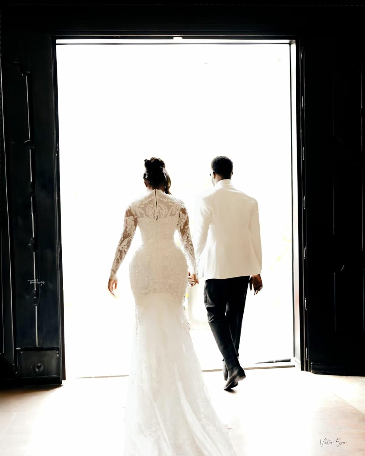 Mens 2-Piece Suit Set Shawl Lapel One Button Tuxedo for Wedding Formal Events Blazer Pants Suit