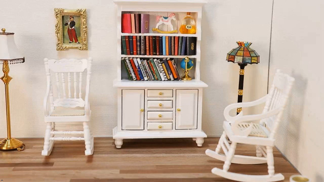 Mini Chaise à Bascule En Bois Pour Maison De Poupée – Accessoire 1:12 Blanc, Corde De Chanvre, Déco Miniature