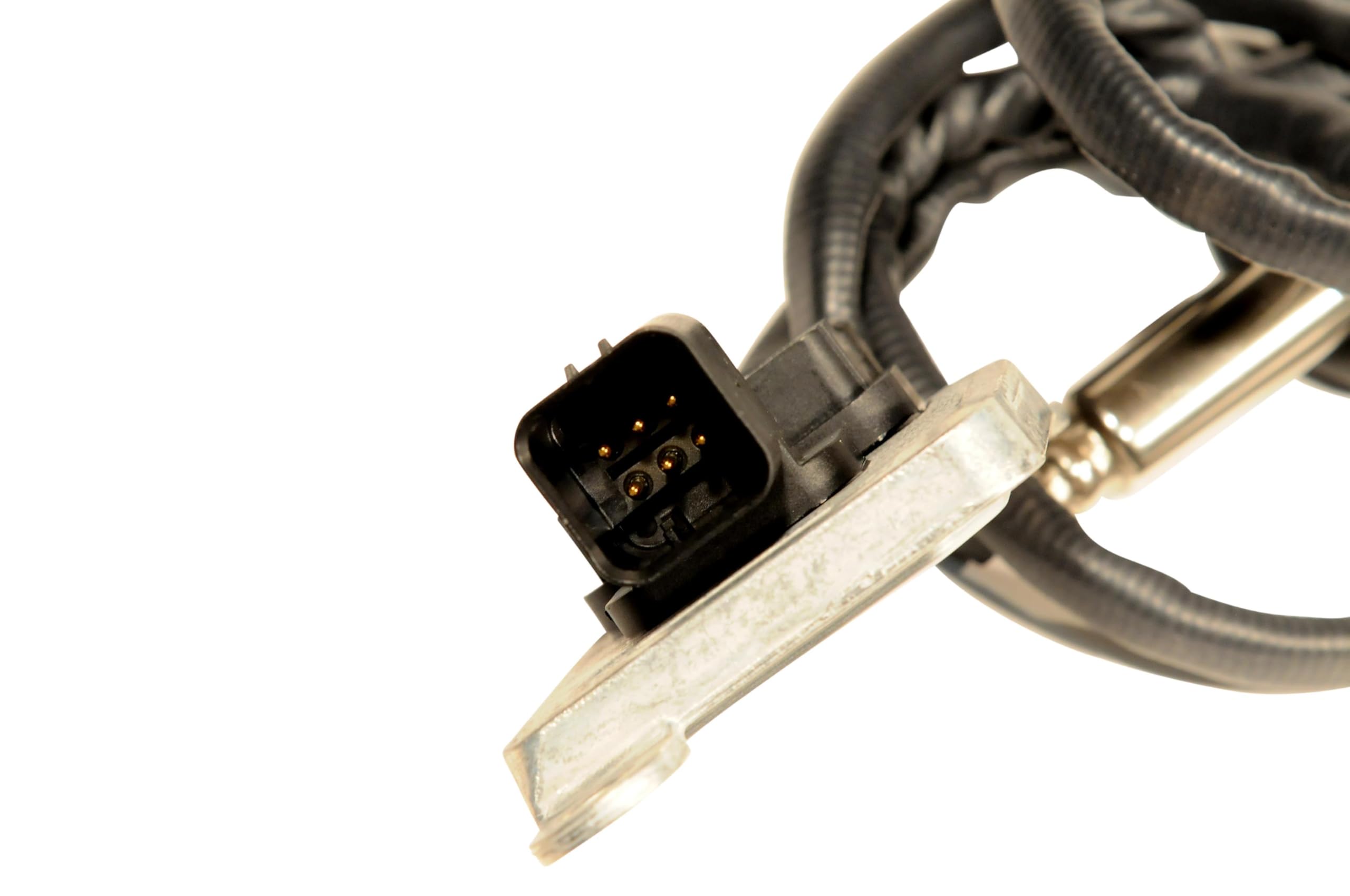 Amazon.com: GM Genuine Parts 12671388 Nitrogen Oxide Sensor