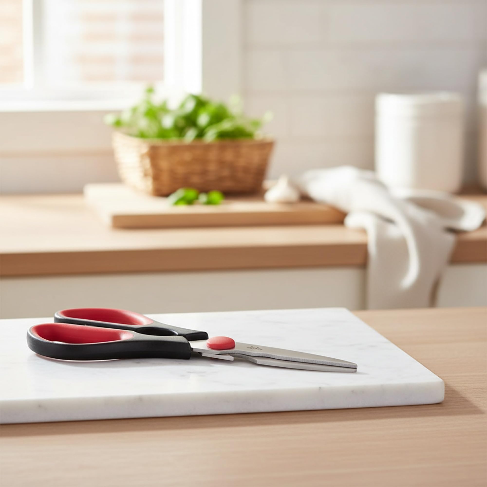 JATA HOGAR AC36 - Tijeras Cocina Multiusos: Cascanueces, Abrebotellas, Descamador de Pescado y Corte. Desmontables para Fácil Limpieza y Afilado. Filo de Acero Inoxidable. Hoja de 11 cm.