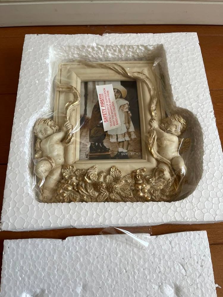 Amazon.co.jp: 天使 フォトフレーム 写真立て エンジェル 置物