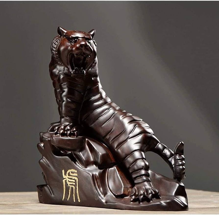 木彫りの虎 Amazon.co.jp: 黒檀の木彫りの虎の装飾品、タイ​​ガーの像の木の