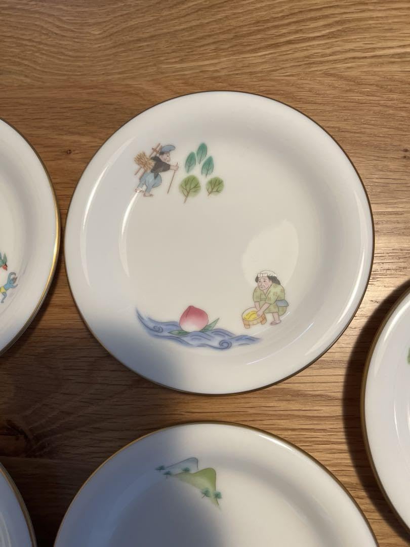 Amazon | 香蘭社 桃太郎 お皿 管理.KT | ノーブランド品 | 小皿 通販