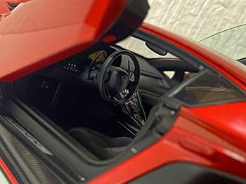 オートアート　1/18 Lamborghini Veneno レッド AUTOart Red Lamborghini Veneno Replica | LIVECARMODEL