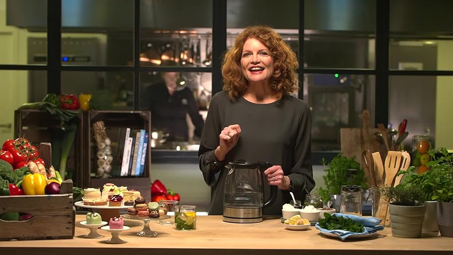 Bild 6 - EMERIO Glas Wasserkocher mit 1.7 Liter Volumen | 2200 Watt | blaue LED Innenbeleuchtung | 360° Basis | SIEGER Preis/Leistung Haus & Garten Test | bestes Borosilikatglas | BPA frei | WK-119988.7