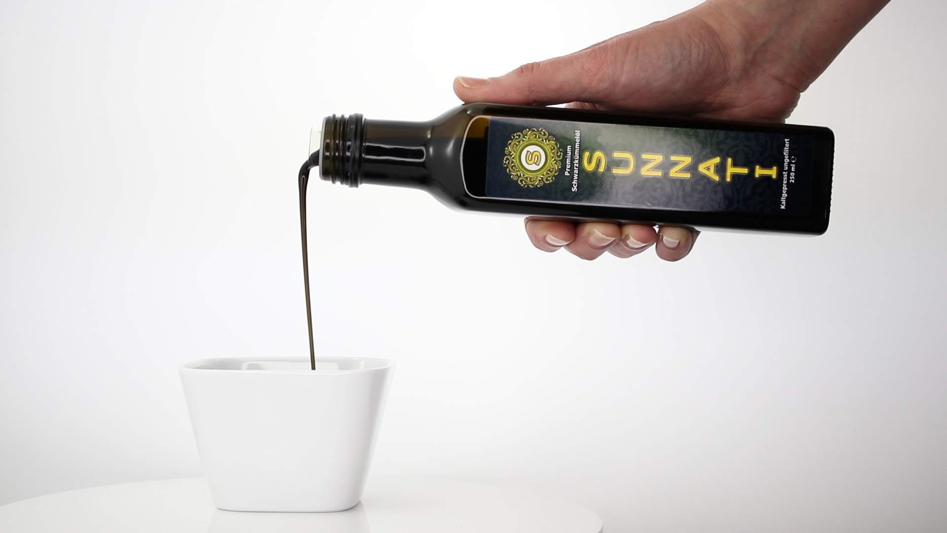 Sunnati® Olio di cumino nero non filtrato, spremuto a freddo, 100% puro 4 x 250 ml (1000 ml)
