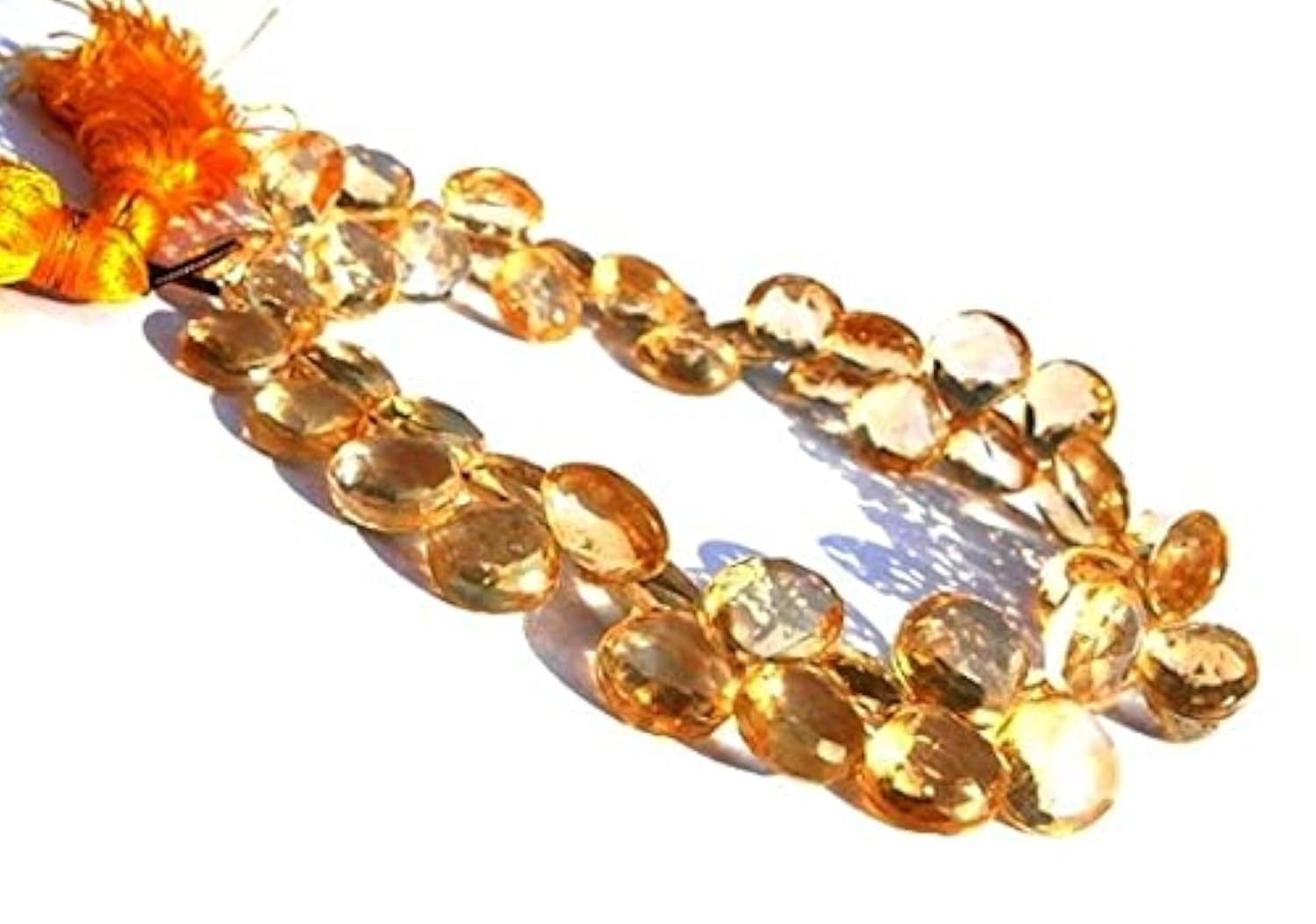 Citrine briolette coeur 8-10mm pour créer vos bijoux d'été et colliers de vacances