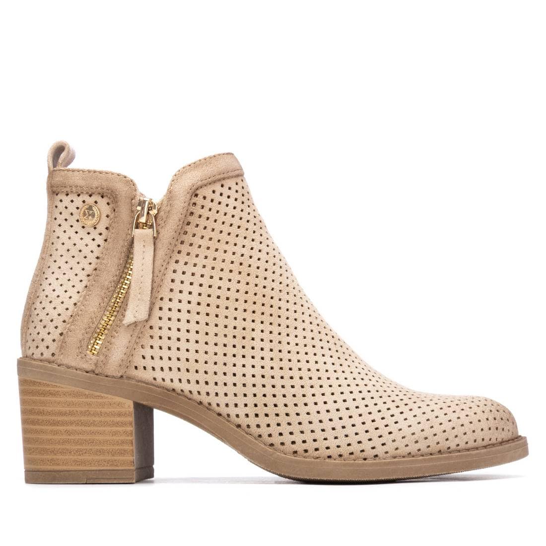 XTI - Stivaletti casual Donna - Calzature comode e versatili - Moda casual