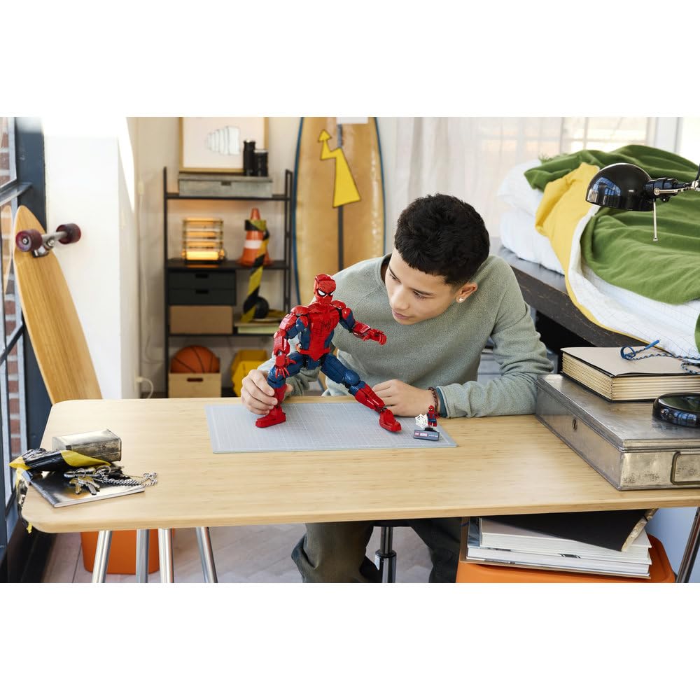 LEGO | Marvel Figurka Spider-Mana 76346 | Kolekcjonerska figurka, Spider-Man: Całkiem nowy dzień, prezent dla fana Marvela 12+, zestaw klocków, 813 elementów