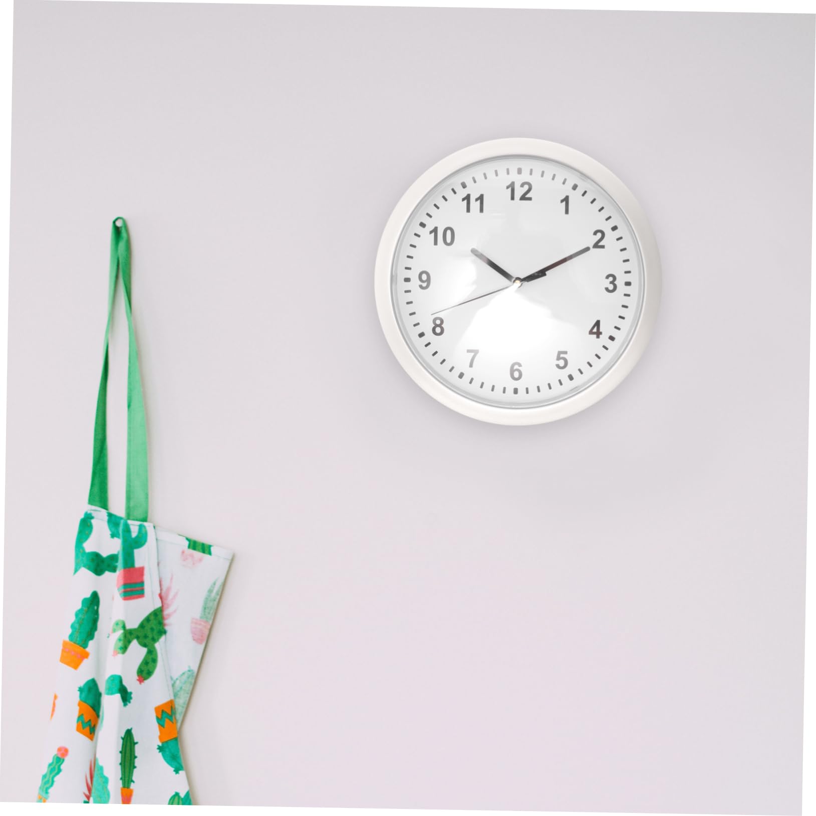 DOITOOL Orologio Cassaforte da Parete Bianco in Plastica Leggera e Compatta Nascondiglio Nascosto per Chiavi e Oggetti di Valore in Casa