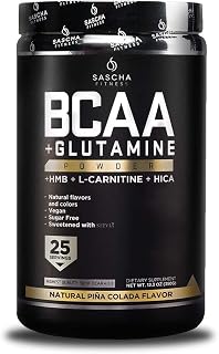 SASCHA FITNESS BCAA Aminoácidos Ramificados en Polvo con Glutamina, HMB, HICA y L-Carnitina | 5 en 1 Recuperación Muscular Pre Intra Post Entreno | Sabor Piña Colada 387,5 g