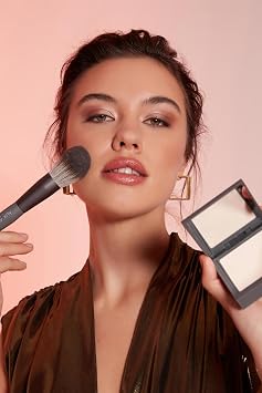 ALIX AVIEN Kompakt Pudra - 12 Saate Kadar Kalıcılık - Sıcak Cilt Alt Tonu - Compact Powder 09 Golden Sand
