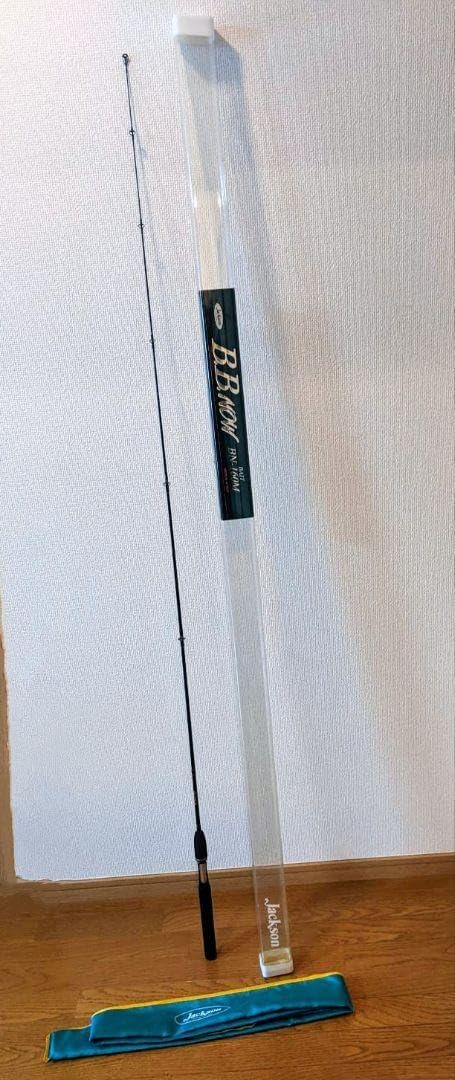 dyson SV21 本体、充電ポート、ノズル各種セット dyson SV21 本体、充電ポート、ノズル各種セット