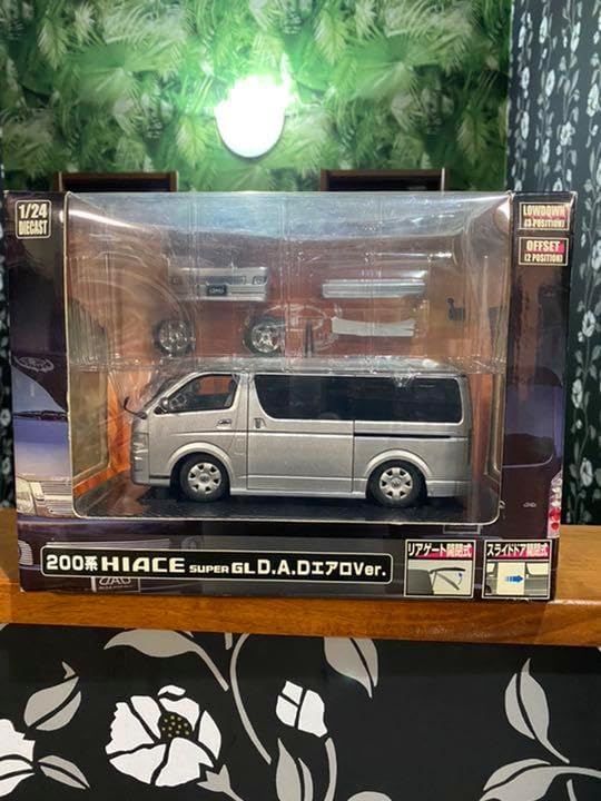 200系HIACE ハイエース D.A.DエアロVer. シルバー DISM 200系HIACE
