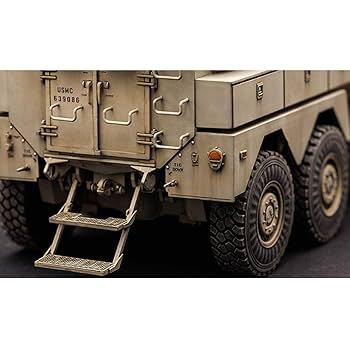 モンモデル1/35 MARP-6×6クーガー モンモデル 1/35 クーガー 6X6 Mrap 自重変形タイヤセット付