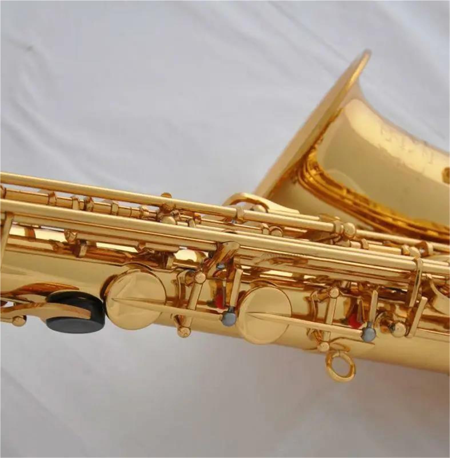 Jasnozłoty Saksofon Altowy Eb Z Futerałem Instrument Dęty Drewniany Saksofon