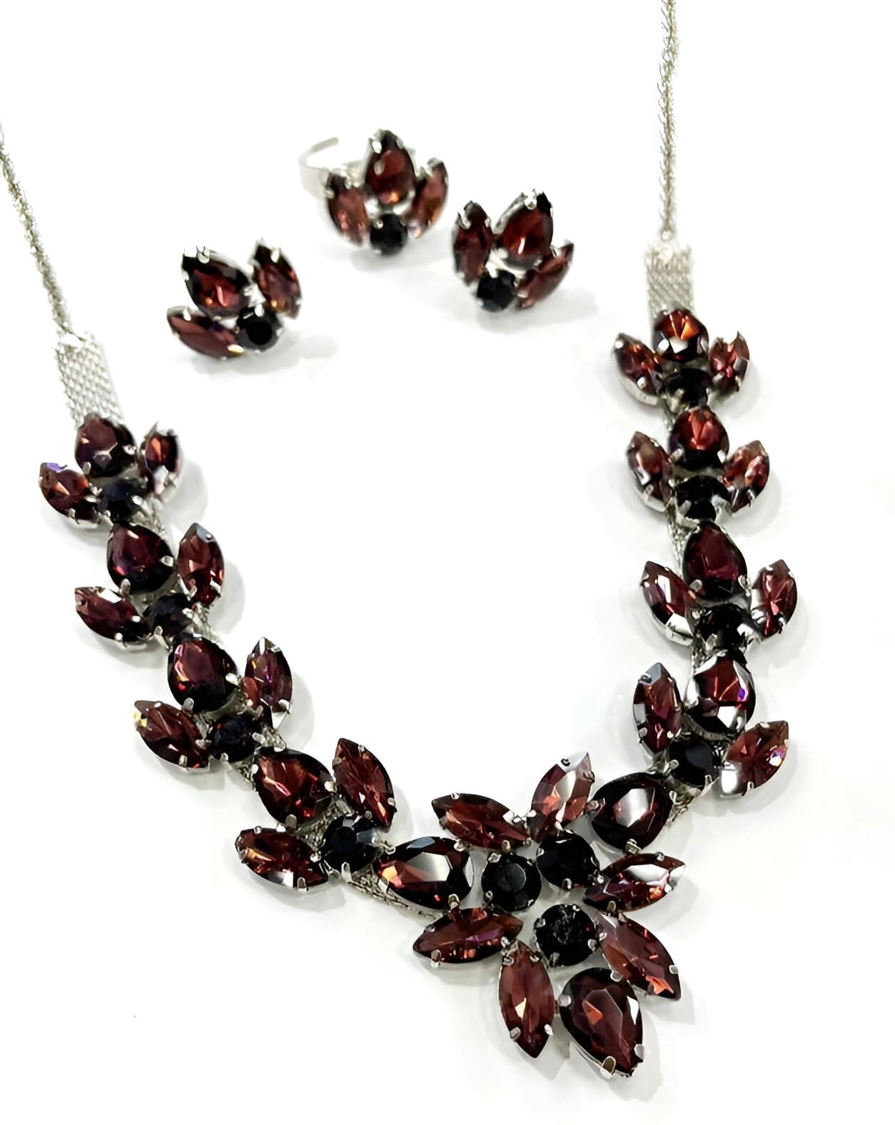glass stone necklace,earring,fingerring (MAROON) (B0CPD51SZ4) Amazon Price History, Amazon Price Tracker