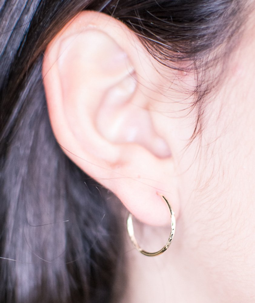 Orecchini a cerchio in oro giallo 14 carati taglio diamante continuo senza fine (tubo da 1,25 mm)