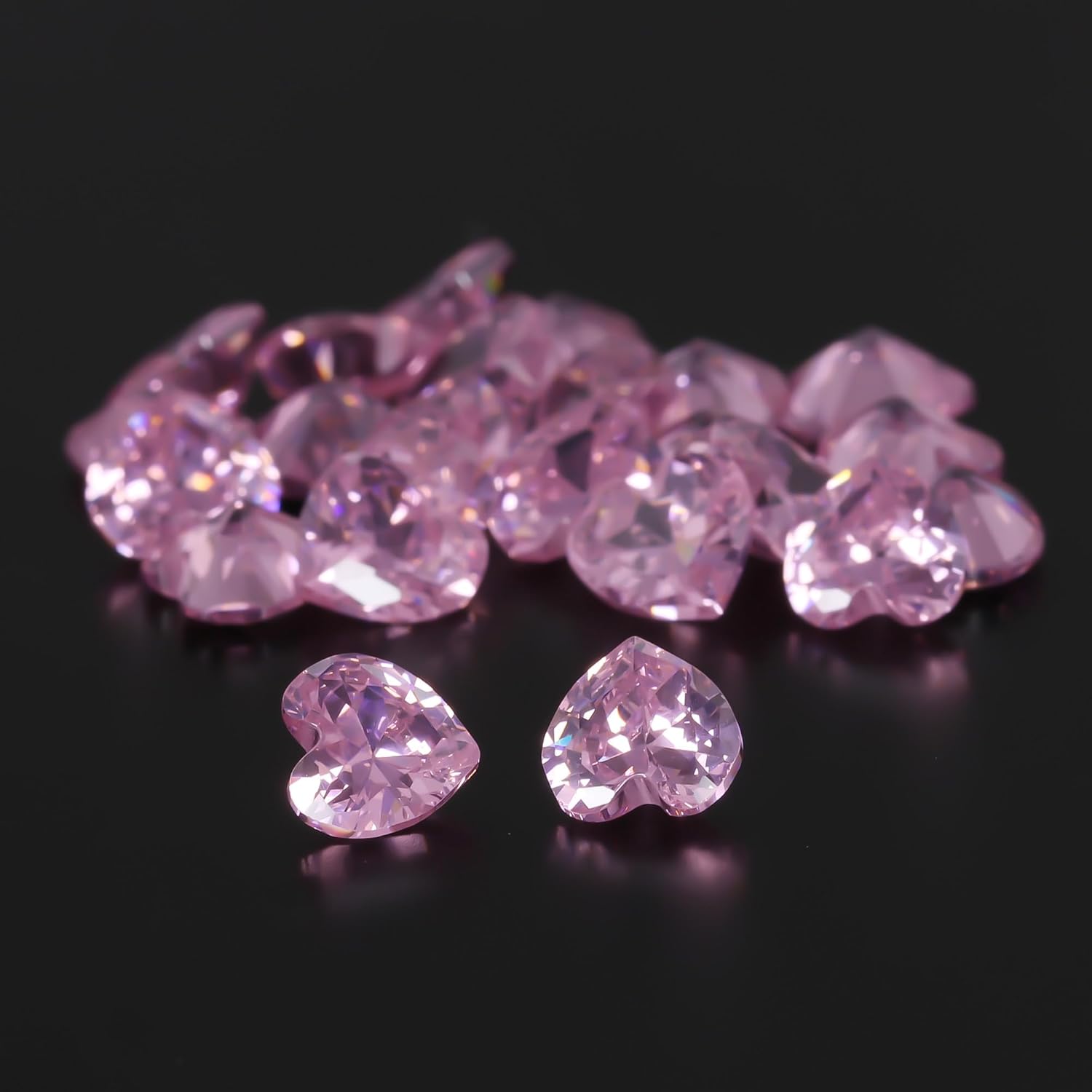 GEMHUB 32カラット 24個 ピンクカラー ハートカット カラフル 人工キュービックジルコニア ダイヤモンドロット ペンダント
