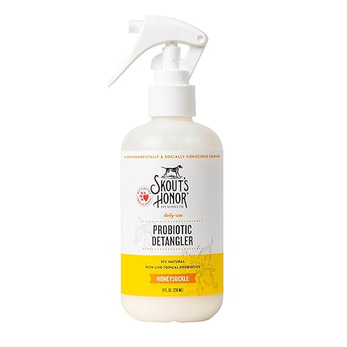 Skout's Honor Pet Detangler Spray - Hydrating & Conditioning with Avocado Oil & Probiotics, 97% Natural, Paraben & Sulfate-Free, softens for a More brushable Coat, Daily Use, 8oz, Honeysuckle - 1-Pack - Honeysuckle