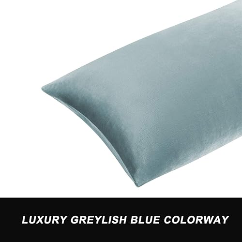 Vista 317 de GIGIZAZA - Juego de 2 fundas de almohada decorativas de 18 x 18 pulgadas, fundas de almohada cuadradas de terciopelo verde azulado pavo real