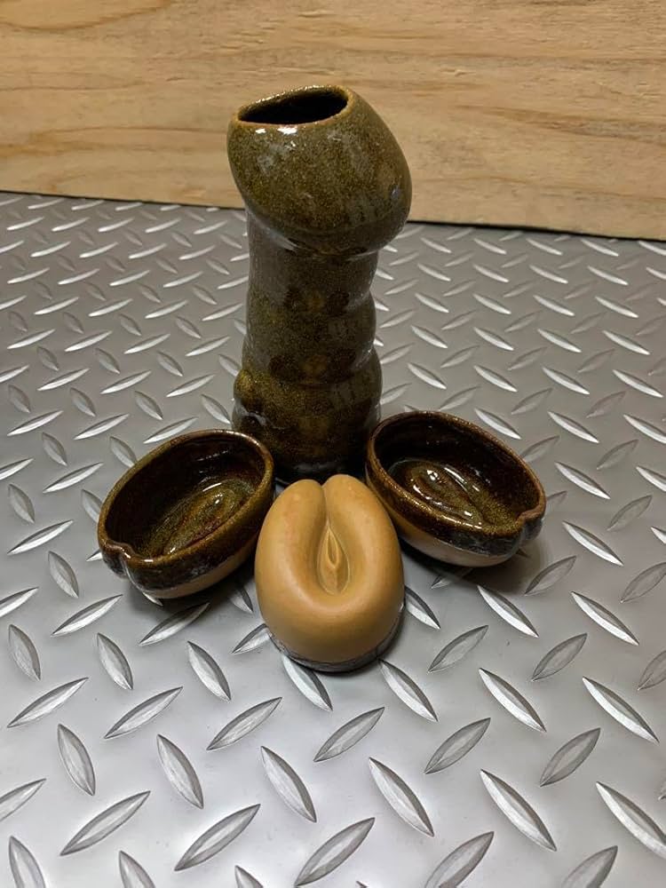 男根 男性器 陶器 オブジェ セクシー 置物 縁起物 古物 骨董品 美術品 女性 Amazon.co.jp: 徳利 お猪口セット 酒器 男根 女陰 陶器 縁起物 子宝