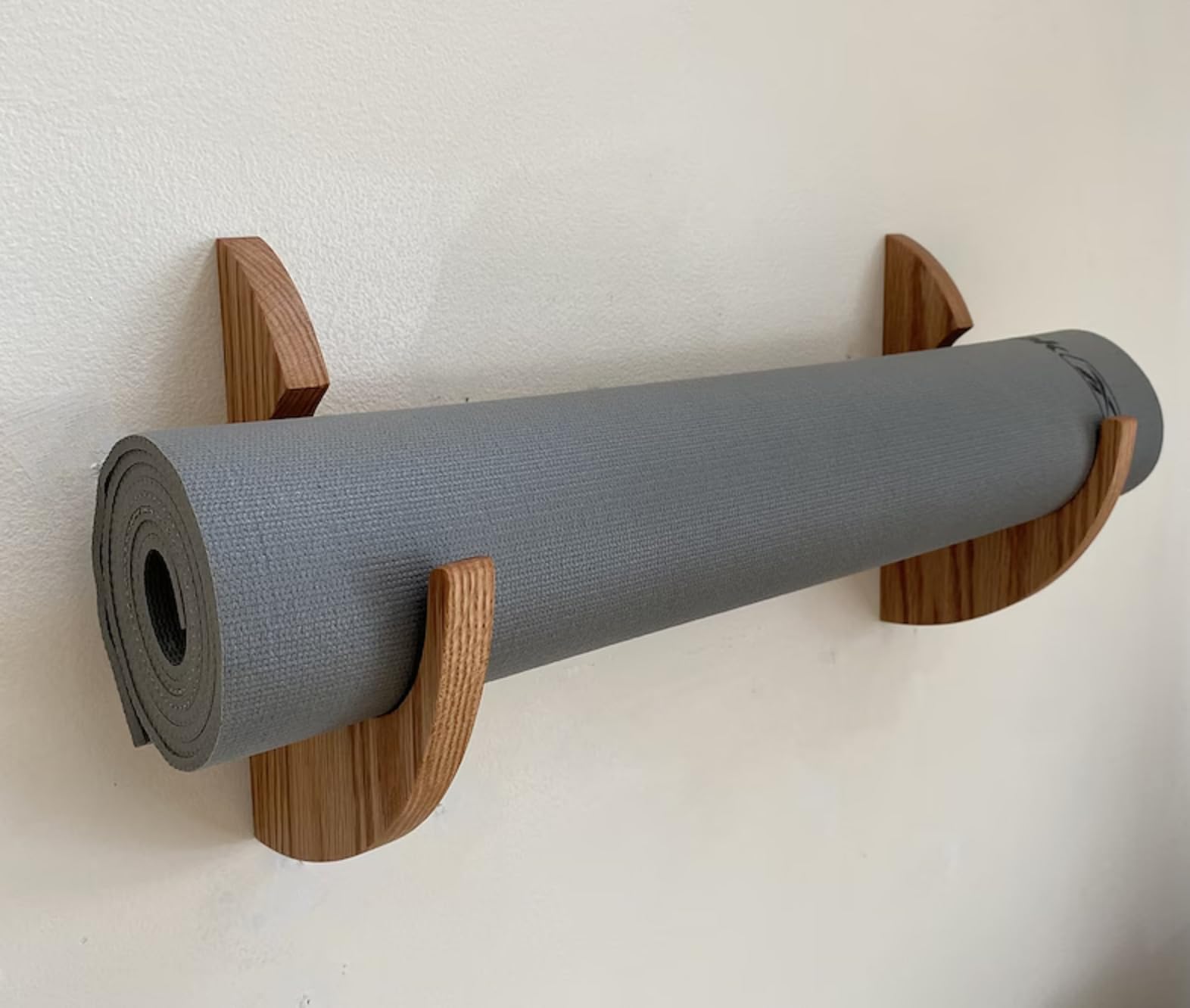 WUDORY Oak Yoga Mat Hooks: Wall Mounted Pilates Mat Storage, Set of Two-image-26