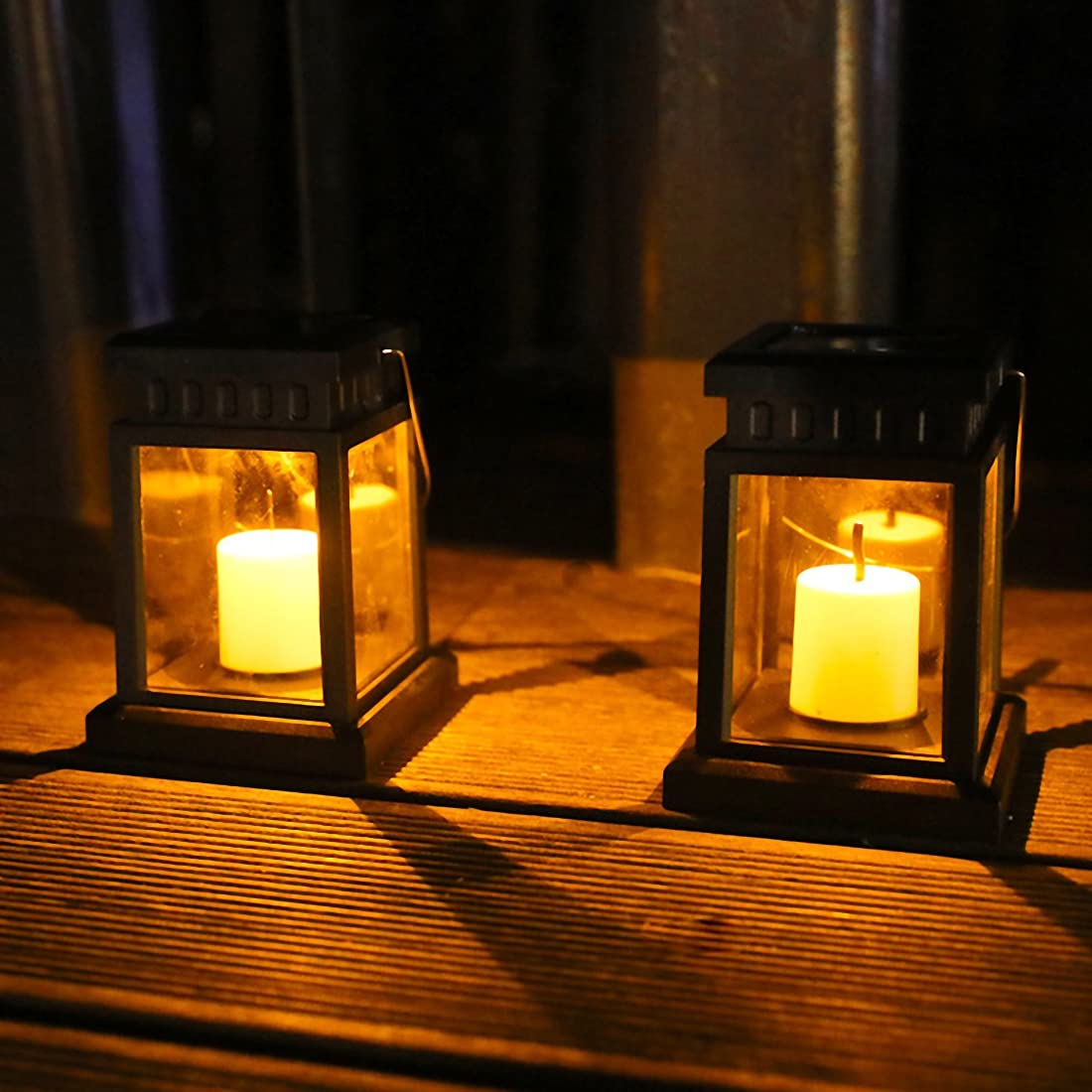 2Pcs Solar Outdoor Hanging Lanterns with Handle Retro Solar Lights Patio Decor Patio IP65 Waterproof Yard Art Garden Accessories Outdoor Decorations for Christmas Porch Lawn