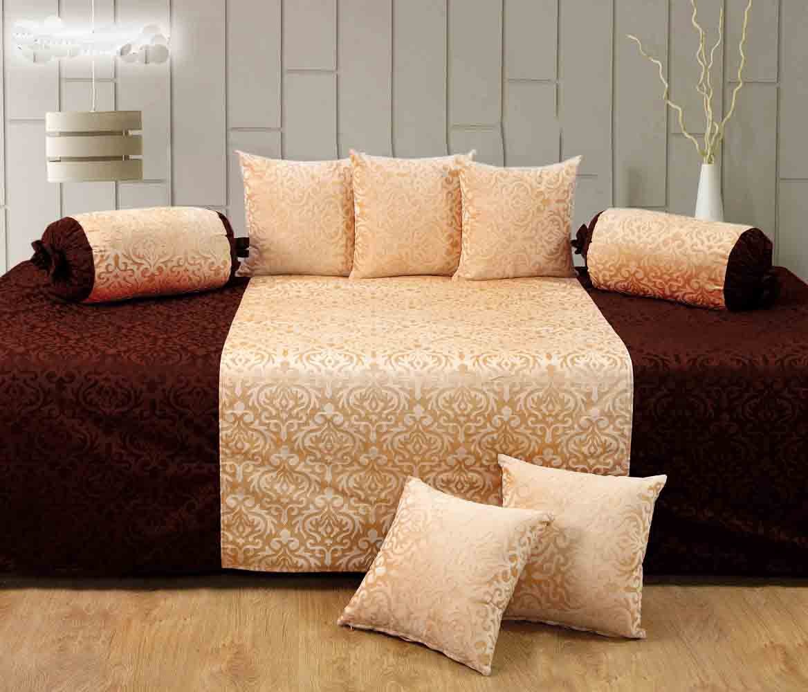 Handtex Home Premium Velvet Diwan Set of 8 Pcs(Content 1 Single Bed