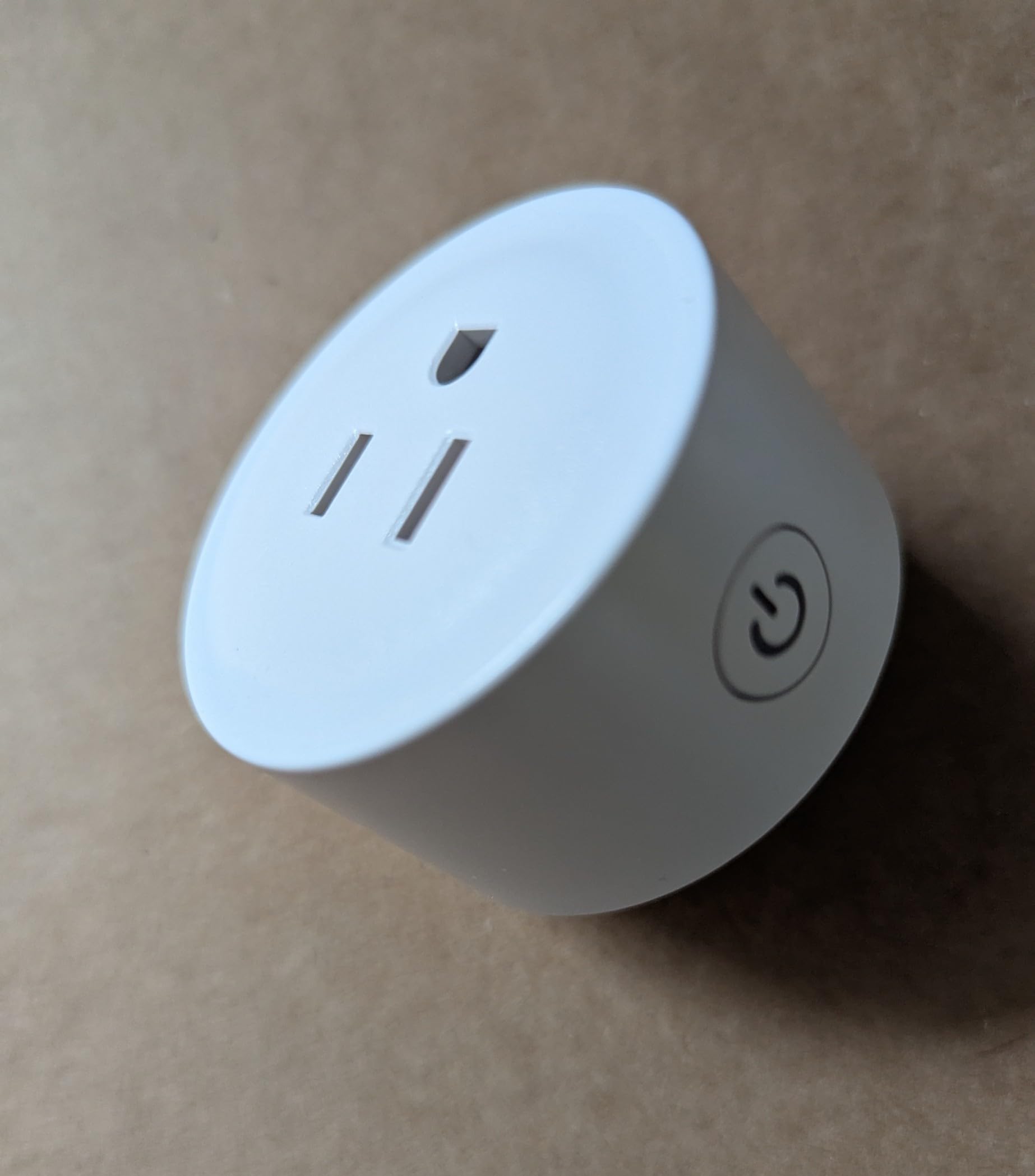 Smart Plug 1 WiFi Plug Socket Supplier Tuya Smart Home US Adapter Plug Outlet Connector Wireless Remote Control