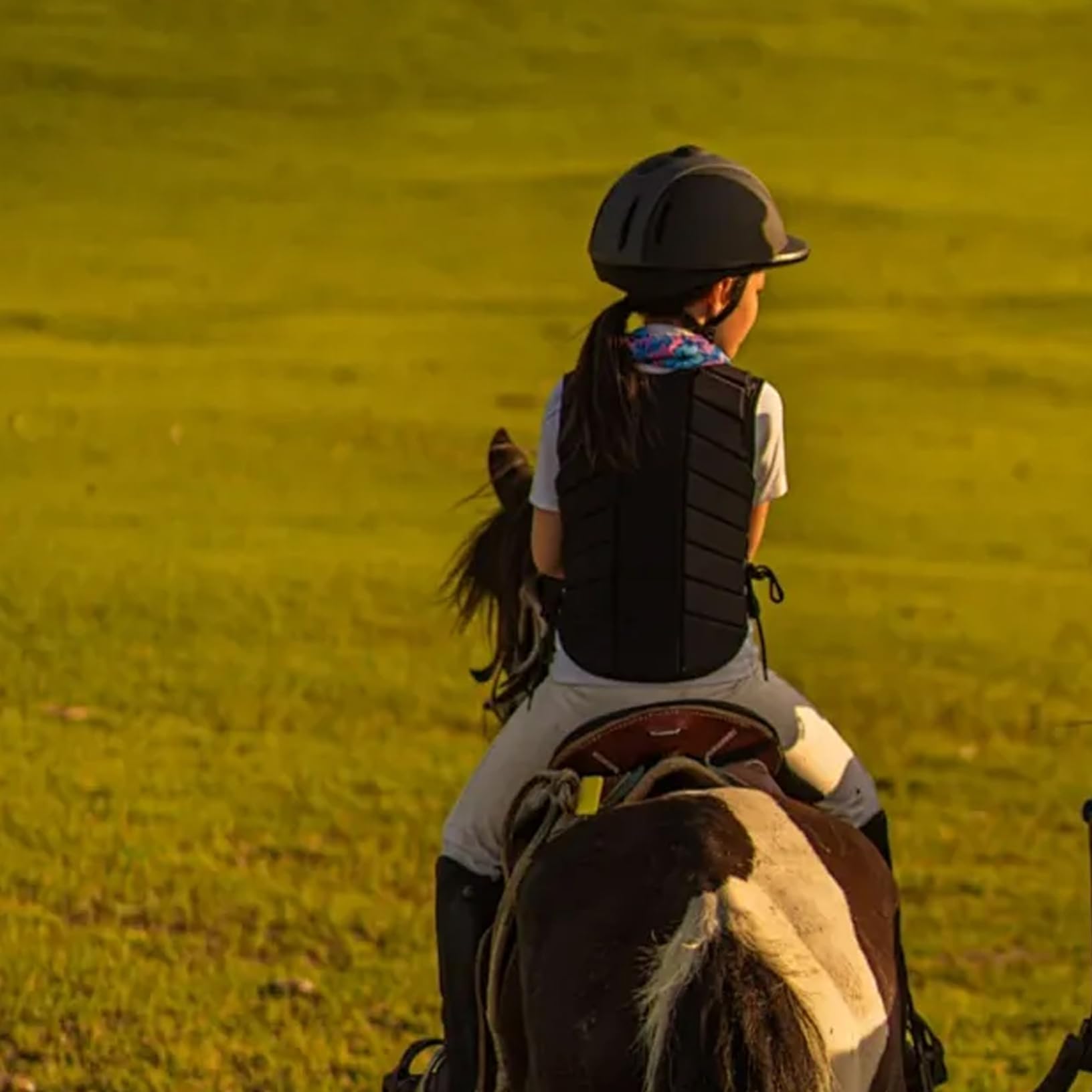 Jorzer Gilet d'équitation avec Fermeture éclair, Gilet de Protection Antichoc, Sangle réglable, d'équitation Doux et Respirant pour Femmes, garçons, Filles et Enfants