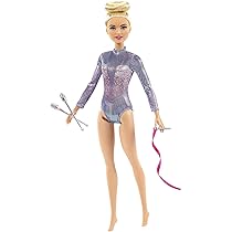 Barbie -Ginnasta, Bambola Bionda con Coloratissimo Body, 2 Bastoni e Nastro, Giocattolo per Bambini 3+ Anni, GTN65