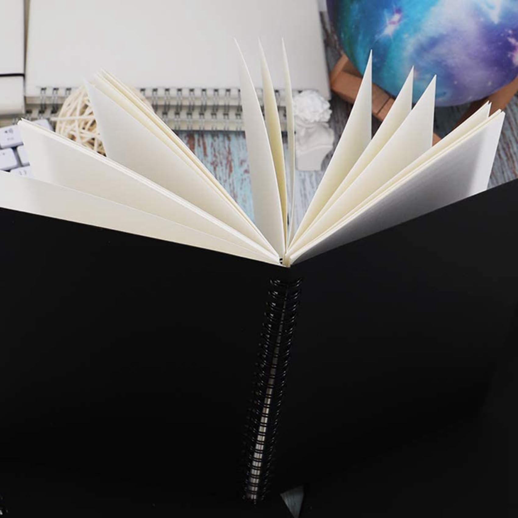 20 quaderni a spirale, formato A5, colore nero, per schizzi, fogli non rigati, carta bianca spessa, 50 fogli, 100 pagine non rigate