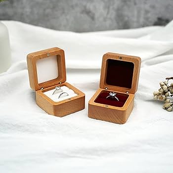 Scatola Portagioie In Legno Di Noce Naturale Per Collana - 10,2x10,2x3,8 Cm, Interno In Velluto, Regalo Compleanno Fidanzamento