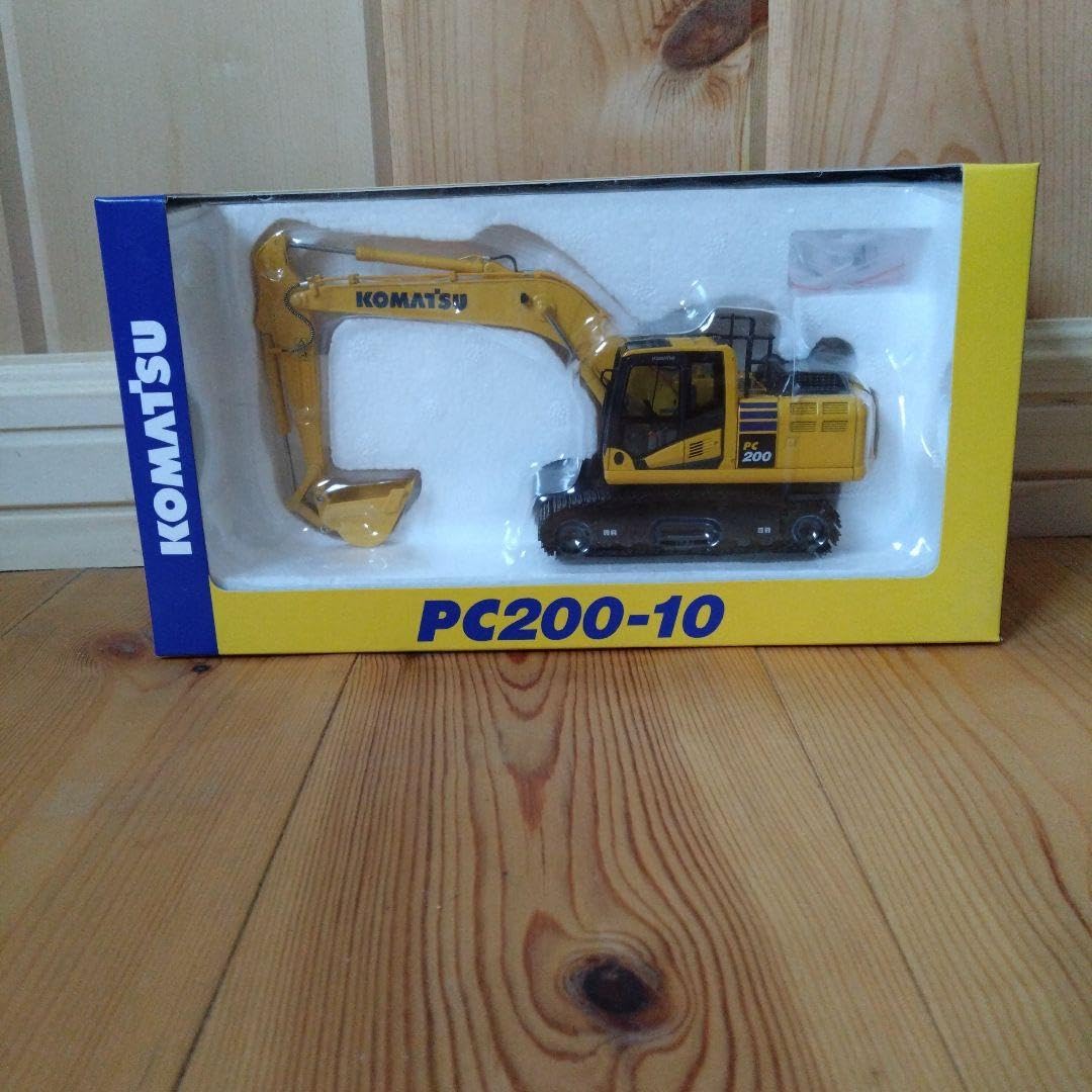 Amazon.co.jp: コマツ PC200‐10 EXCAVATOR ミニチュア 1 50 : おもちゃ