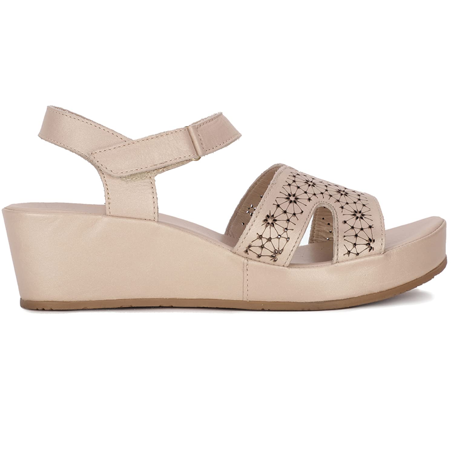 Hush Puppies Womens Sina Crust Sandal Silver Heels, (6641628), 7 (B09ZV2XB6R) Amazon Price History, Amazon Price Tracker