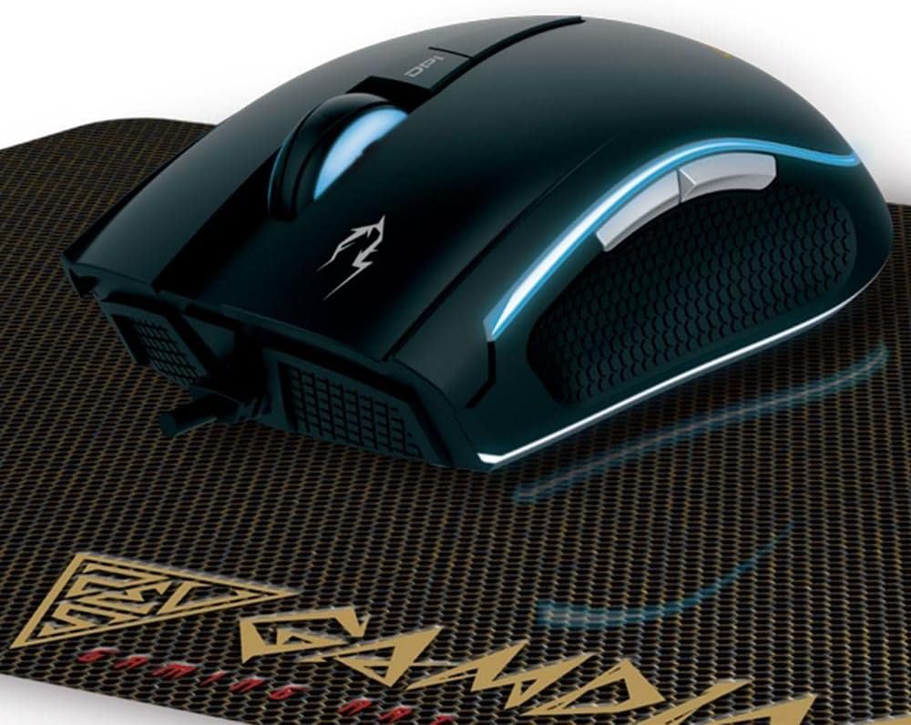 Angolat view of GAMDIAS ZEUS E1 mouse on mat showing side lighting