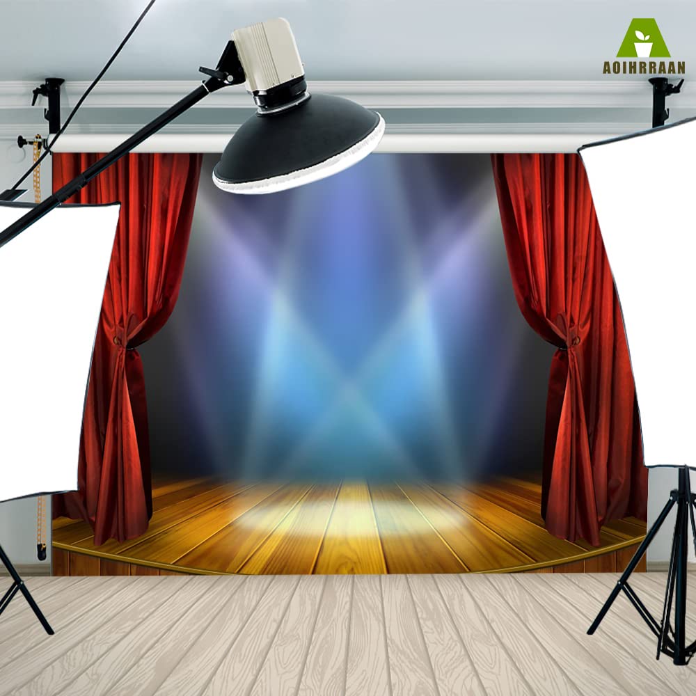 Aoihrraan 3x2,5m Theater Stage Achtergrond Rode Gordijnen Stage Spotlights Rustieke Houten Vloer Fotografie Achtergrond Talent Prestatiesshow Award Ceremonie Festival Viering Banner Fotostudio Props