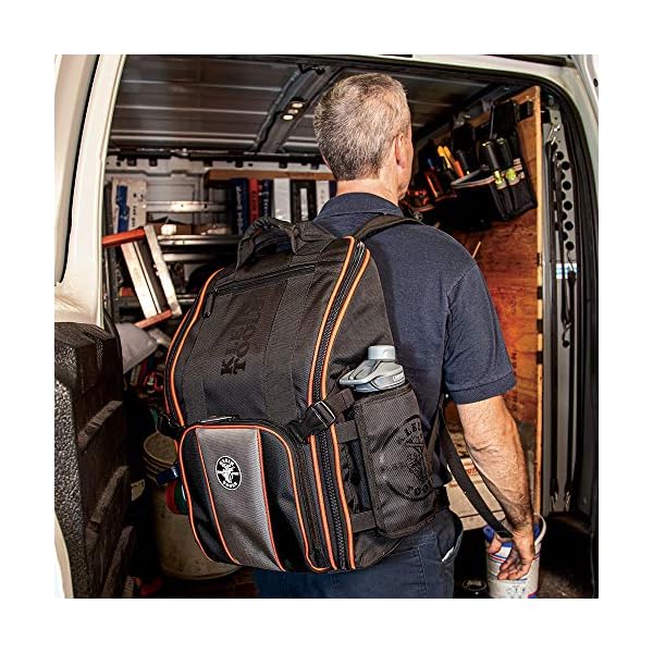 Klein Tools 55482 Werkzeugtasche Rucksack, robuster Tradesman Pro Werkzeug-Organizer mit 21 Taschen und großem… – Bild 6