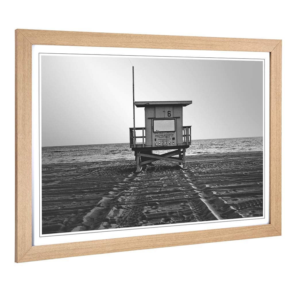 Big Box Art Framed Print of Lifeguard Station Beach & Seascape Design | Wall Art Picture | Home Decor for Kitchen, Living Room, Bedroom, Hallway, Oak, A2 / 24.5x18 Inch / 62x45cm