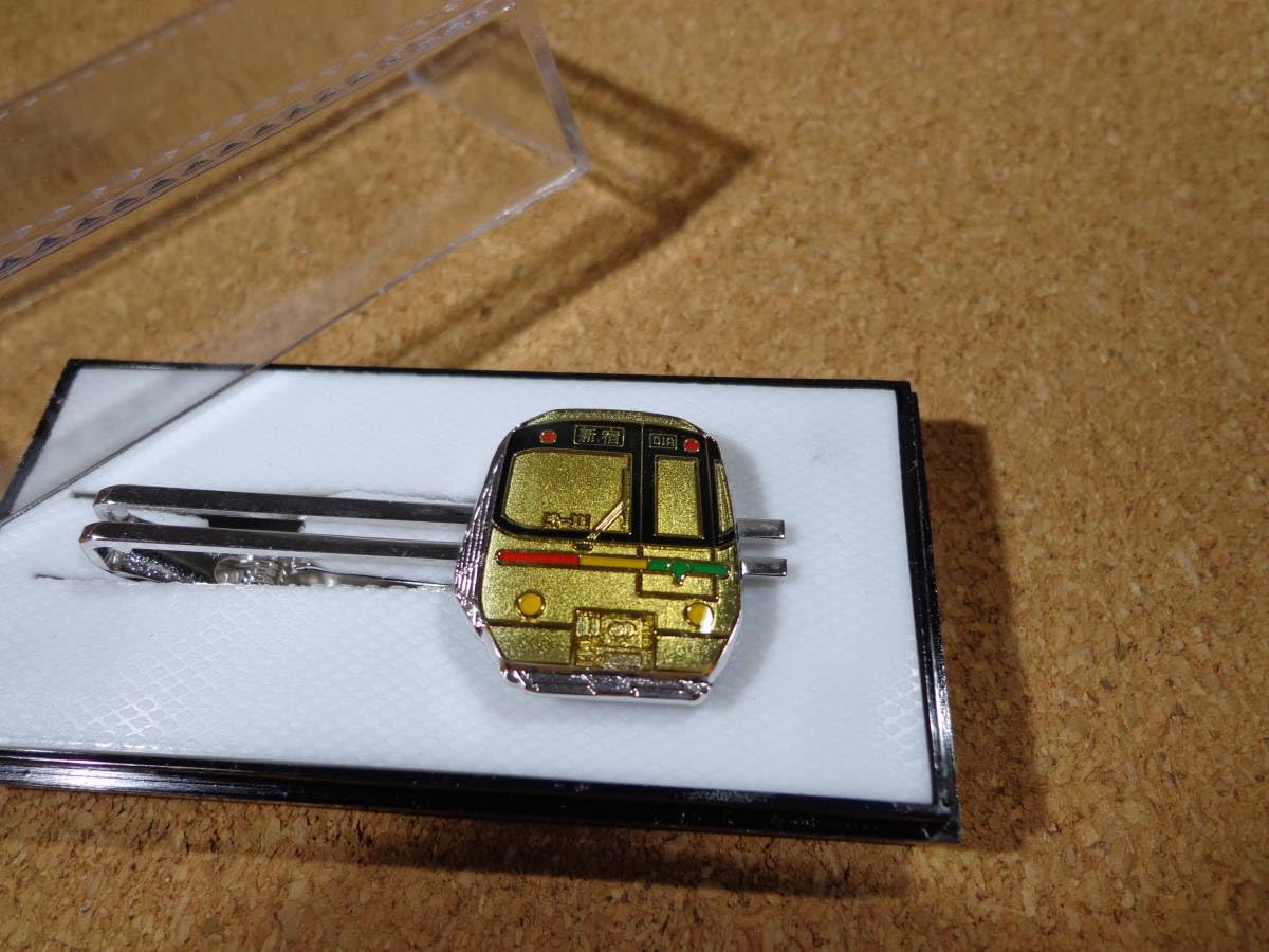【非売品・純銀】都営新宿線 開通記念タイピン（昭和53年）営団要職拝受品 Amazon.co.jp: 東京都交通局 ／ 都営地下鉄大江戸線 都営12-000形電車