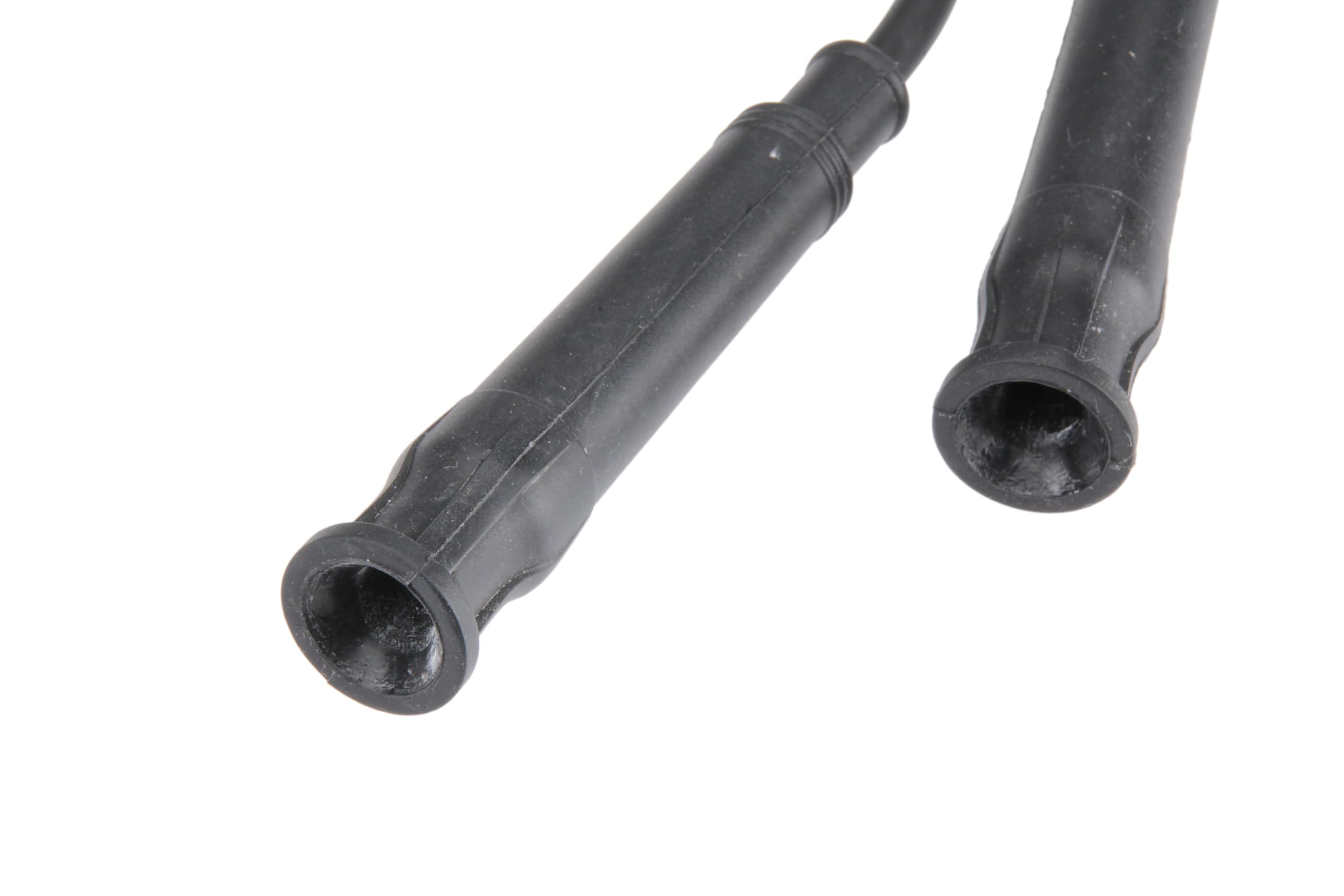 URO Parts 12121720529 - Set di cavi per candele di accensione