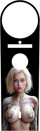 Kustom Cycle Parts Inserto de consola de panel de tablero de metal sexy rubia tatuada. Compatible con Harley Davidson Road Kings de 1994 a 2007